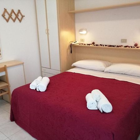 Hotel Alba Rimini Luaran gambar