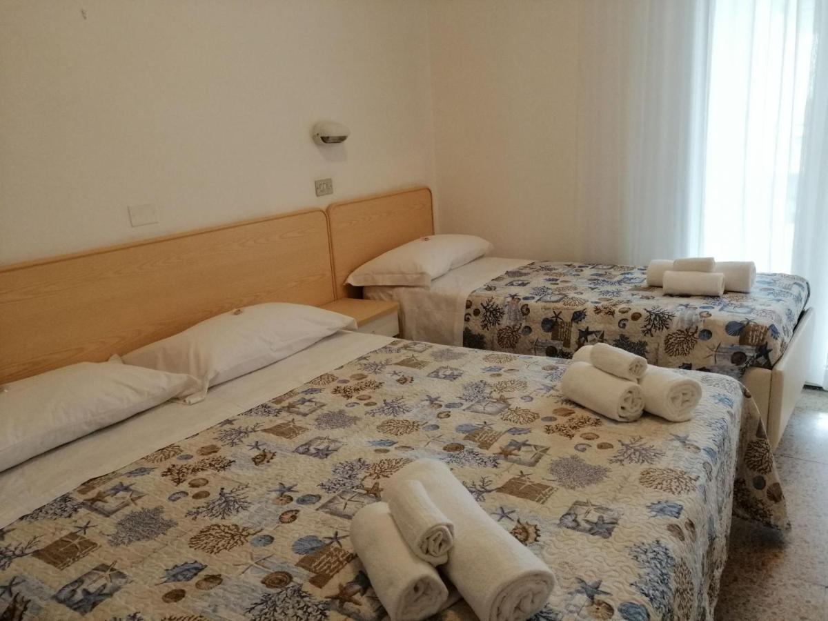 Hotel Alba Rimini Luaran gambar