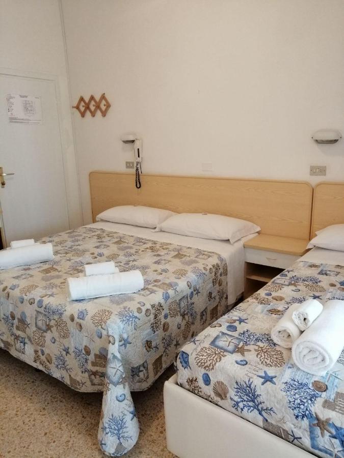 Hotel Alba Rimini Luaran gambar
