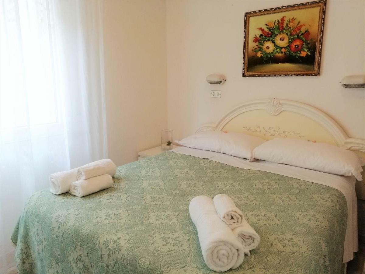 Hotel Alba Rimini Luaran gambar
